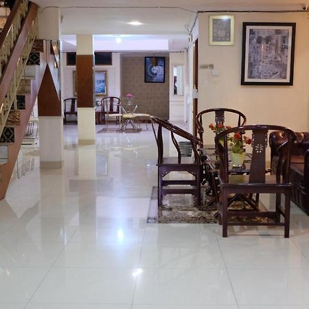 Zen Boutique Syariah Hotel Джакарта Екстер'єр фото